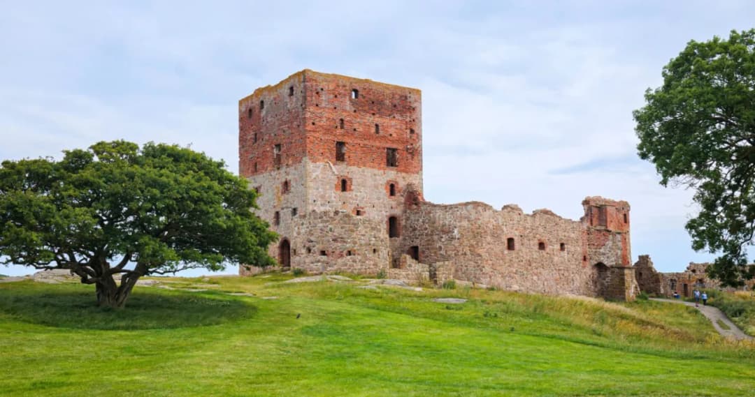 Zamki na Pomorzu: 7 średniowiecznych fortec nad Bałtykiem