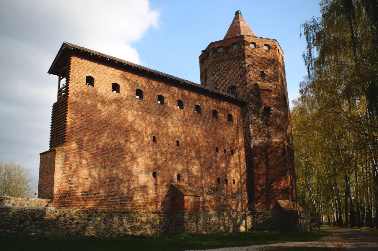Zamek w Rawie Mazowieckiej: Twierdza książąt mazowieckich