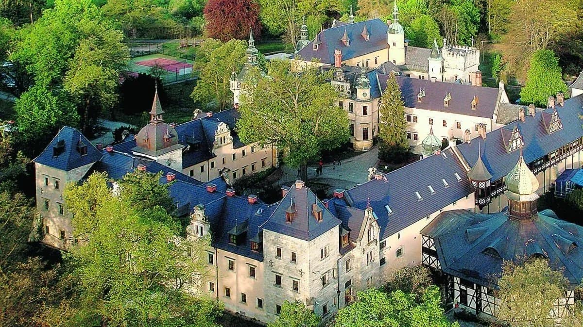 Zamek Kliczków: Fascynująca historia dolnośląskiej rezydencji