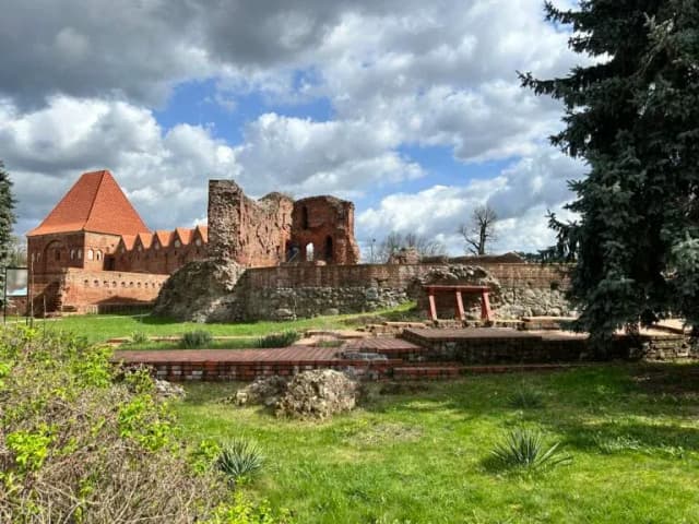 Zamek krzyżacki: 5 najbardziej fascynujących ruin w Polsce
