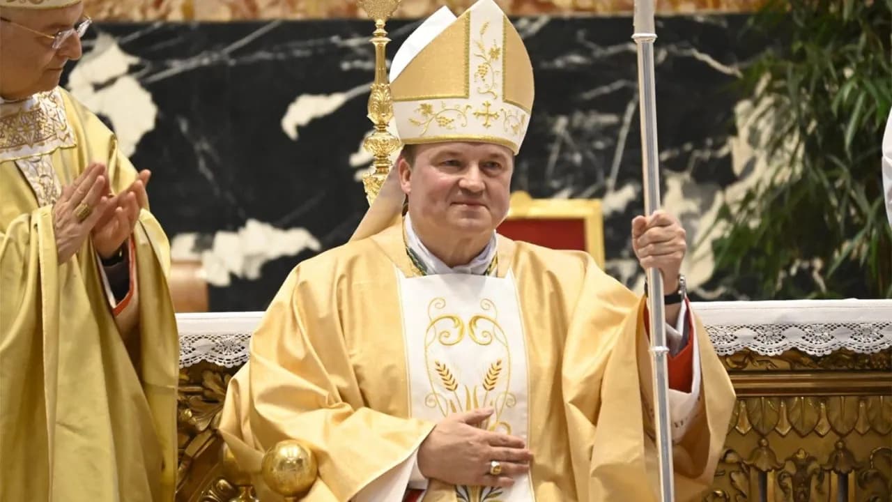 Biskupi kieleccy: Historia fascynujących władców kościoła