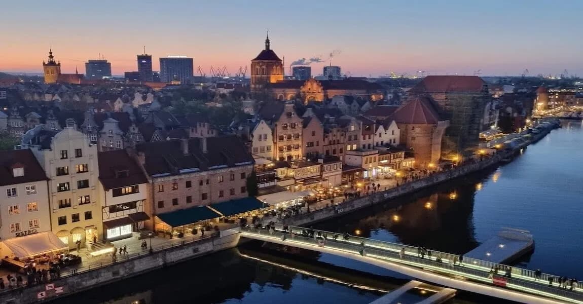 Zamek w Gdańsku: Czy warto odwiedzić tę gotycką perełkę?