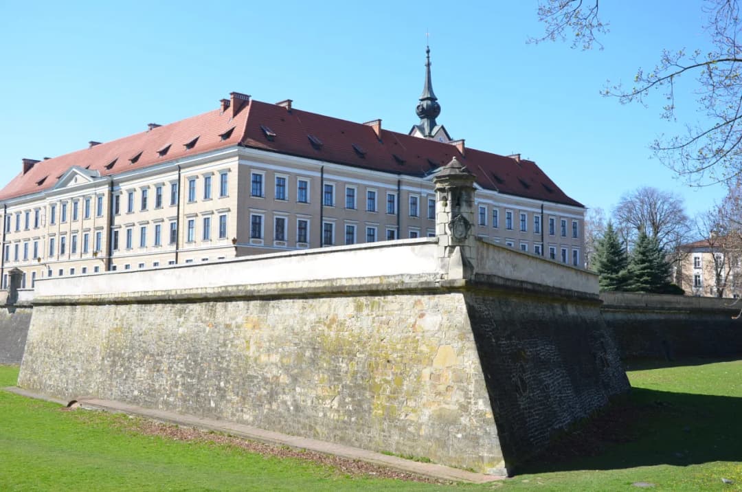 Cennik zwiedzania zamku Lubomirskich w Rzeszowie - co warto wiedzieć