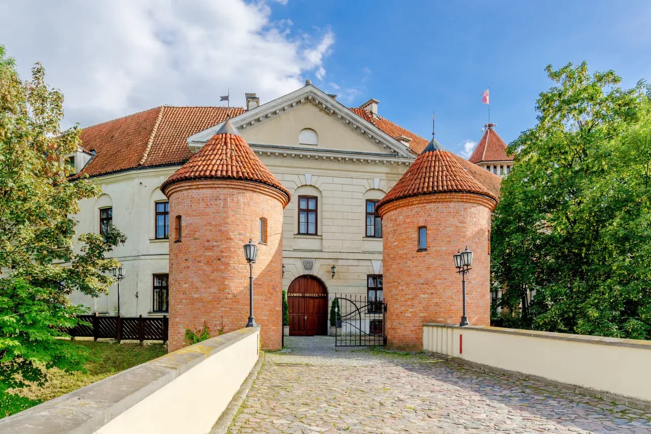 Zamki Mazowsza: Odkryj 9 najpiękniejszych twierdz regionu